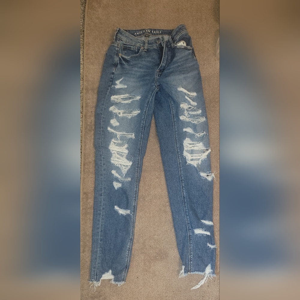 American eagle 0 long mom jeans